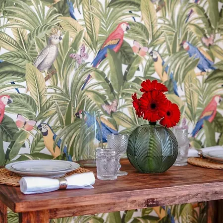 Lx Design Near Congress Center 4*