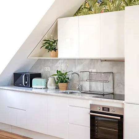 Lx Design Near Congress Center