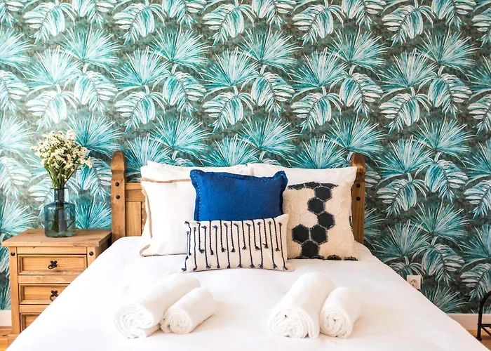 Lx Design Near Congress Center Bed & Breakfast