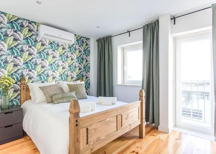 Lx Design Near Congress Center