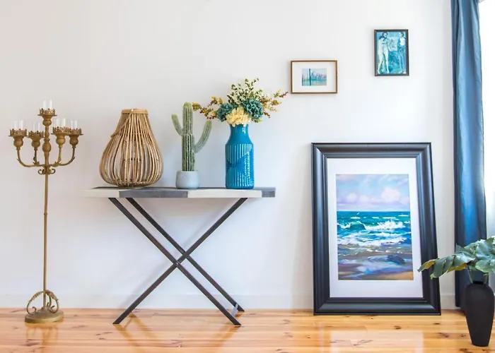 Lx Design Near Congress Center