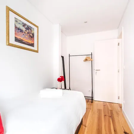 Lx Design Near Congress Center Bed & Breakfast